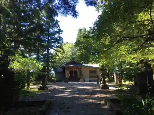 六座神社の建物その他