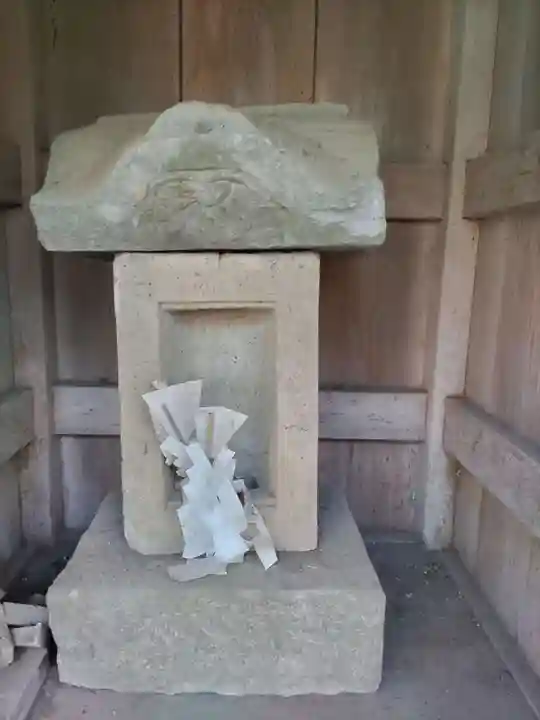 六所神社の末社・摂社