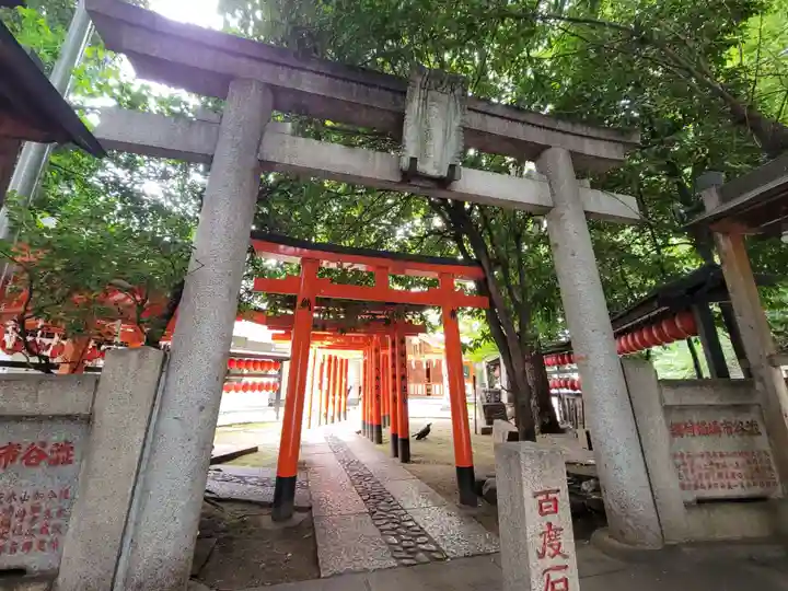 豊栄稲荷神社の鳥居