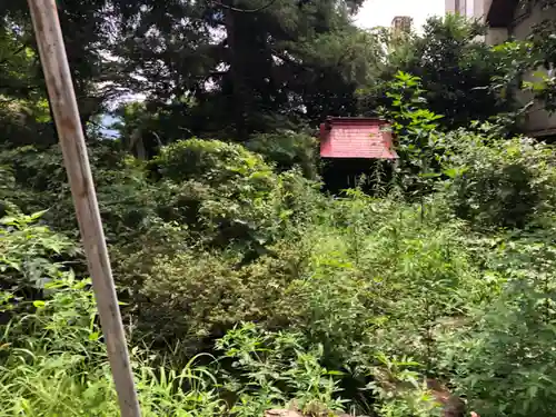 山梨岡神社の末社