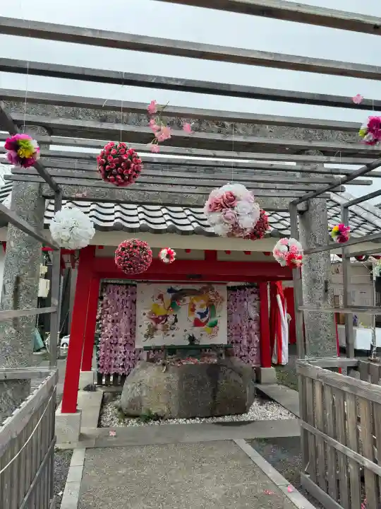 別小江神社の{uncategorized: "未分類", other: "その他", undefined: "問題あり", building: "その他建物", grave: "お墓", sacred_gate: "鳥居", guardian: "狛犬", statue: "像", buddha: "仏像", history: "歴史", nature: "自然", garden: "庭園", animal: "動物", pagoda: "塔", temizu: "手水舎", mountain_gate: "山門・神門", sanctuary: "本殿・本堂", subordinate: "末社・摂社", art: "芸術", scenery: "景色", jizo: "地蔵", ema: "絵馬", goshuin: "御朱印", omikuji: "おみくじ", items: "授与品その他", amulet: "お守り", goshuincho: "御朱印帳", eats: "食事", festival: "お祭り", votive_dance: "神楽", shichigosan: "七五三参", wedding: "結婚式", experience: "体験その他", initially: "初詣", around: "周辺", anti_infection: "感染症対策"}