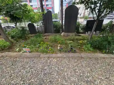 庚申神社の{uncategorized: "未分類", other: "その他", undefined: "問題あり", building: "その他建物", grave: "お墓", sacred_gate: "鳥居", guardian: "狛犬", statue: "像", buddha: "仏像", history: "歴史", nature: "自然", garden: "庭園", animal: "動物", pagoda: "塔", temizu: "手水舎", mountain_gate: "山門・神門", sanctuary: "本殿・本堂", subordinate: "末社・摂社", art: "芸術", scenery: "景色", jizo: "地蔵", ema: "絵馬", goshuin: "御朱印", omikuji: "おみくじ", items: "授与品その他", amulet: "お守り", goshuincho: "御朱印帳", eats: "食事", festival: "お祭り", votive_dance: "神楽", shichigosan: "七五三参", wedding: "結婚式", experience: "体験その他", initially: "初詣", around: "周辺", anti_infection: "感染症対策"}