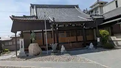 仏眼寺の本殿・本堂