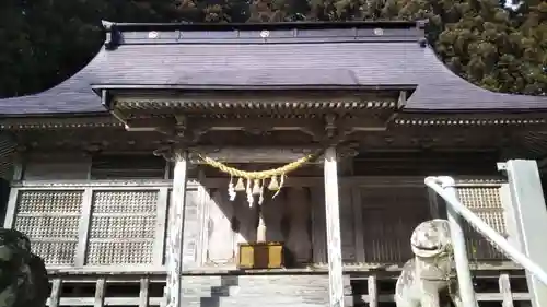 儛草神社の本殿