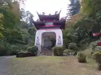 鳥居観音の山門・神門