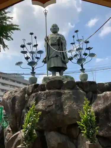 四天王寺の像