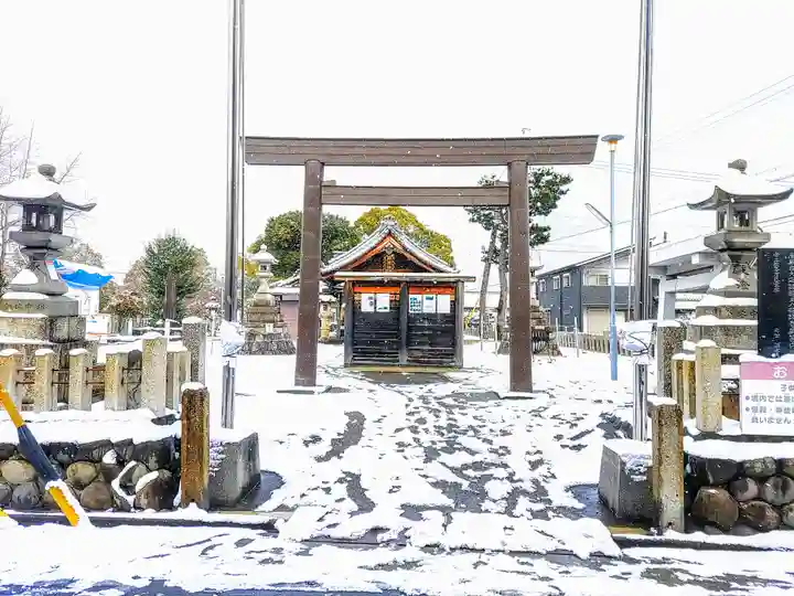 神明社(小碓)の鳥居