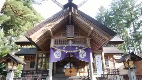 大谷地神社の本殿