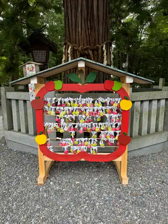 諏訪大社下社秋宮(長野県)