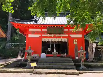 伊那下神社の本殿・本堂