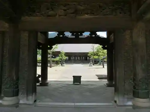 井波別院瑞泉寺の山門・神門