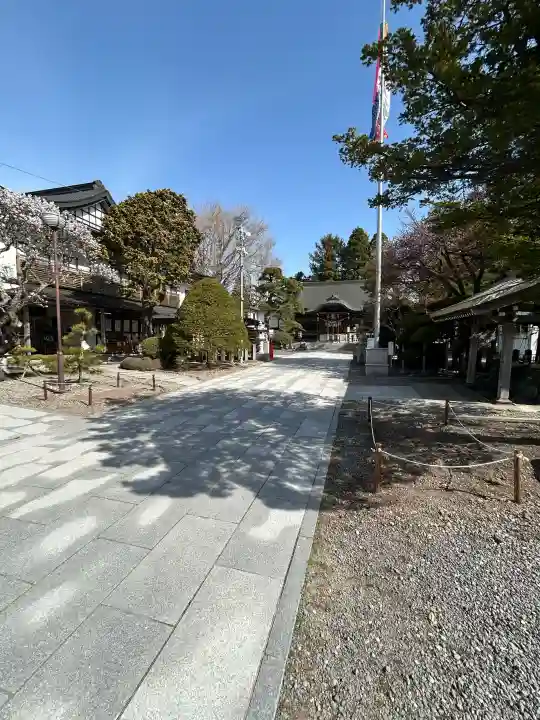 湯倉神社の{uncategorized: "未分類", other: "その他", undefined: "問題あり", building: "その他建物", grave: "お墓", sacred_gate: "鳥居", guardian: "狛犬", statue: "像", buddha: "仏像", history: "歴史", nature: "自然", garden: "庭園", animal: "動物", pagoda: "塔", temizu: "手水舎", mountain_gate: "山門・神門", sanctuary: "本殿・本堂", subordinate: "末社・摂社", art: "芸術", scenery: "景色", jizo: "地蔵", ema: "絵馬", goshuin: "御朱印", omikuji: "おみくじ", items: "授与品その他", amulet: "お守り", goshuincho: "御朱印帳", eats: "食事", festival: "お祭り", votive_dance: "神楽", shichigosan: "七五三参", wedding: "結婚式", experience: "体験その他", initially: "初詣", around: "周辺", anti_infection: "感染症対策"}
