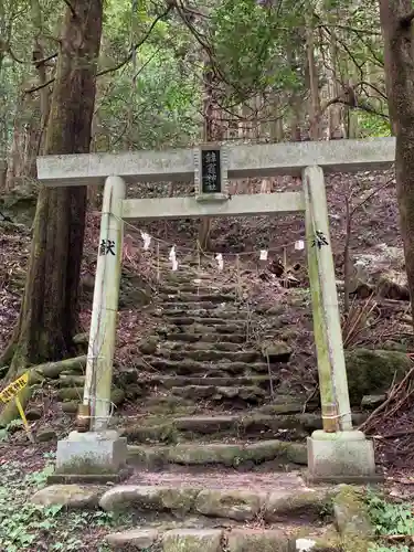 韓竈神社の鳥居