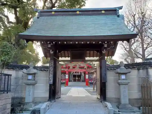 呉服神社の山門