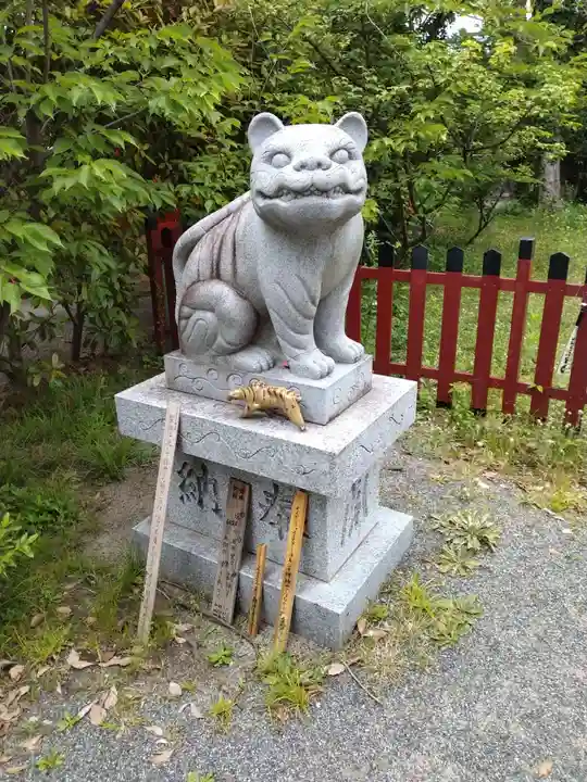 大江神社の狛犬