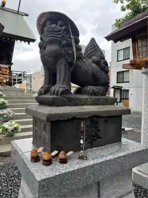 札幌諏訪神社の狛犬