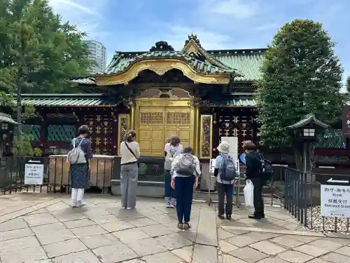 上野東照宮の{uncategorized: "未分類", other: "その他", undefined: "問題あり", building: "その他建物", grave: "お墓", sacred_gate: "鳥居", guardian: "狛犬", statue: "像", buddha: "仏像", history: "歴史", nature: "自然", garden: "庭園", animal: "動物", pagoda: "塔", temizu: "手水舎", mountain_gate: "山門・神門", sanctuary: "本殿・本堂", subordinate: "末社・摂社", art: "芸術", scenery: "景色", jizo: "地蔵", ema: "絵馬", goshuin: "御朱印", omikuji: "おみくじ", items: "授与品その他", amulet: "お守り", goshuincho: "御朱印帳", eats: "食事", festival: "お祭り", votive_dance: "神楽", shichigosan: "七五三参", wedding: "結婚式", experience: "体験その他", initially: "初詣", around: "周辺", anti_infection: "感染症対策"}