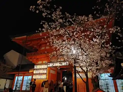 八坂神社(祇園さん)の山門・神門