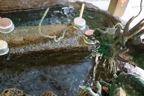 新倉富士浅間神社の手水舎