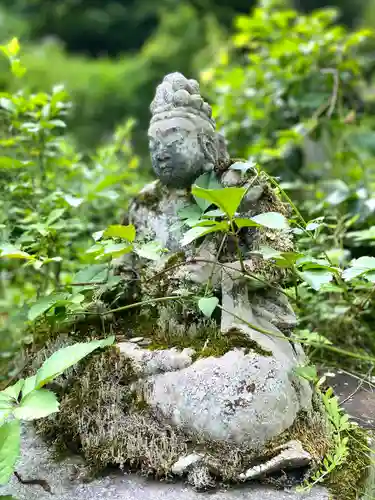 大湯薬師堂の仏像