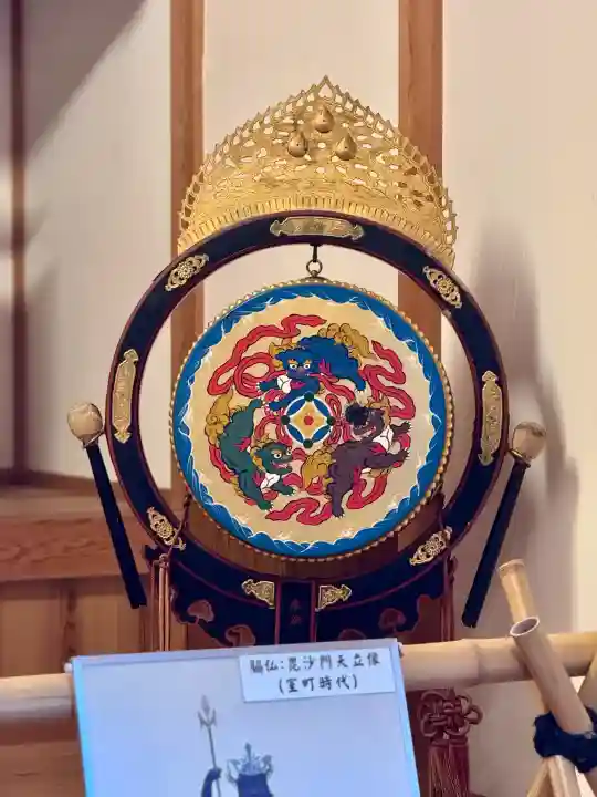 大野神社の{uncategorized: "未分類", other: "その他", undefined: "問題あり", building: "その他建物", grave: "お墓", sacred_gate: "鳥居", guardian: "狛犬", statue: "像", buddha: "仏像", history: "歴史", nature: "自然", garden: "庭園", animal: "動物", pagoda: "塔", temizu: "手水舎", mountain_gate: "山門・神門", sanctuary: "本殿・本堂", subordinate: "末社・摂社", art: "芸術", scenery: "景色", jizo: "地蔵", ema: "絵馬", goshuin: "御朱印", omikuji: "おみくじ", items: "授与品その他", amulet: "お守り", goshuincho: "御朱印帳", eats: "食事", festival: "お祭り", votive_dance: "神楽", shichigosan: "七五三参", wedding: "結婚式", experience: "体験その他", initially: "初詣", around: "周辺", anti_infection: "感染症対策"}