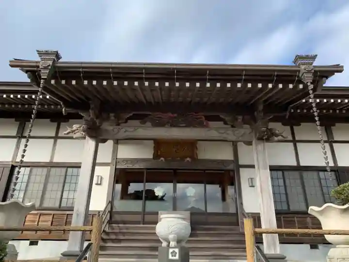 西養寺の本殿・本堂