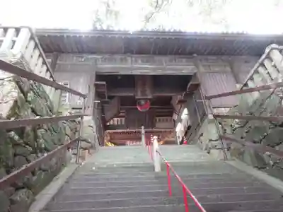 吉備津神社の山門・神門