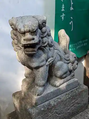 若一神社の狛犬