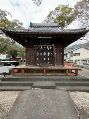 八幡宮の{uncategorized: "未分類", other: "その他", undefined: "問題あり", building: "その他建物", grave: "お墓", sacred_gate: "鳥居", guardian: "狛犬", statue: "像", buddha: "仏像", history: "歴史", nature: "自然", garden: "庭園", animal: "動物", pagoda: "塔", temizu: "手水舎", mountain_gate: "山門・神門", sanctuary: "本殿・本堂", subordinate: "末社・摂社", art: "芸術", scenery: "景色", jizo: "地蔵", ema: "絵馬", goshuin: "御朱印", omikuji: "おみくじ", items: "授与品その他", amulet: "お守り", goshuincho: "御朱印帳", eats: "食事", festival: "お祭り", votive_dance: "神楽", shichigosan: "七五三参", wedding: "結婚式", experience: "体験その他", initially: "初詣", around: "周辺", anti_infection: "感染症対策"}