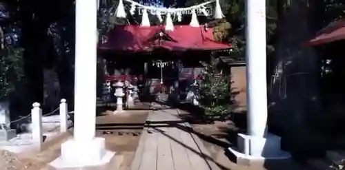 小林鳥見神社の鳥居