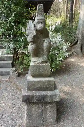 猿丸神社の狛犬