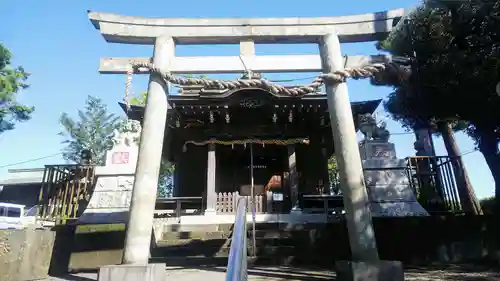 狭山神社の鳥居