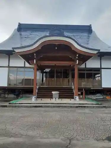 忠功寺の本殿・本堂