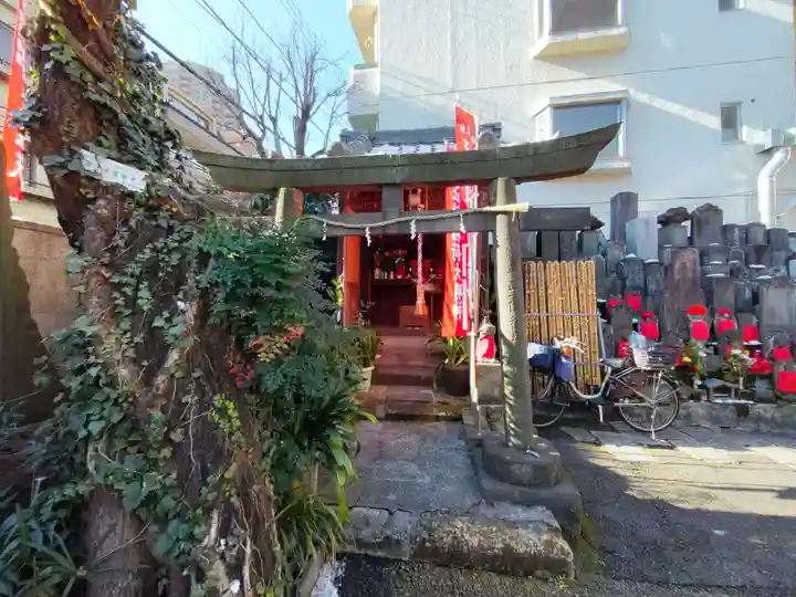 榮久山大法寺の末社・摂社