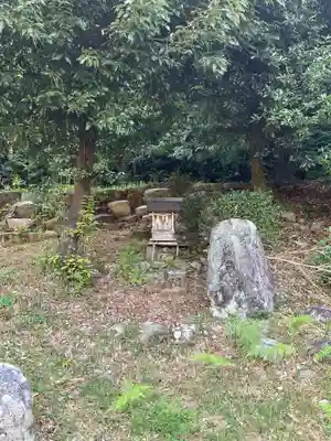 神明神社(大薮町)の末社・摂社