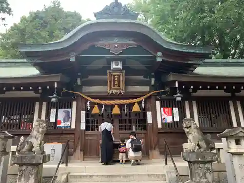 挙母神社の本殿・本堂