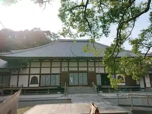 西光寺の本殿・本堂
