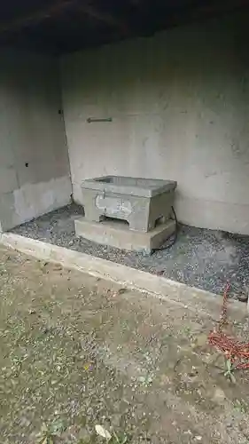 祓ケ崎稲荷神社の手水舎