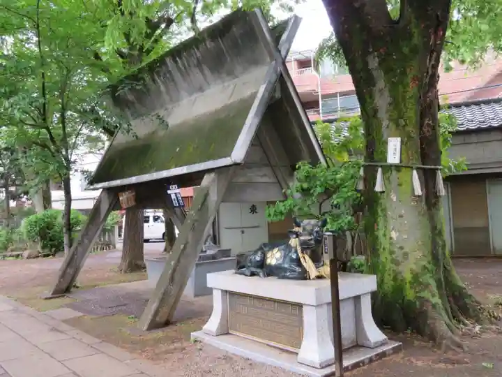 新井天神北野神社の手水舎