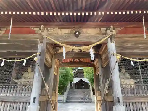 大避神社の山門・神門