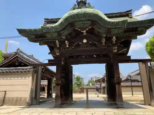 四天王寺の山門