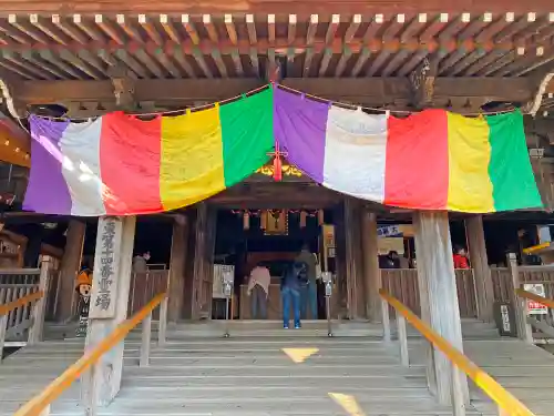 弘明寺の本殿・本堂