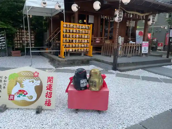 川越熊野神社の{uncategorized: "未分類", other: "その他", undefined: "問題あり", building: "その他建物", grave: "お墓", sacred_gate: "鳥居", guardian: "狛犬", statue: "像", buddha: "仏像", history: "歴史", nature: "自然", garden: "庭園", animal: "動物", pagoda: "塔", temizu: "手水舎", mountain_gate: "山門・神門", sanctuary: "本殿・本堂", subordinate: "末社・摂社", art: "芸術", scenery: "景色", jizo: "地蔵", ema: "絵馬", goshuin: "御朱印", omikuji: "おみくじ", items: "授与品その他", amulet: "お守り", goshuincho: "御朱印帳", eats: "食事", festival: "お祭り", votive_dance: "神楽", shichigosan: "七五三参", wedding: "結婚式", experience: "体験その他", initially: "初詣", around: "周辺", anti_infection: "感染症対策"}