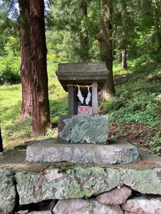 菱野健功神社(長野県)