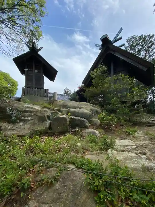 龍之口八幡宮の{uncategorized: "未分類", other: "その他", undefined: "問題あり", building: "その他建物", grave: "お墓", sacred_gate: "鳥居", guardian: "狛犬", statue: "像", buddha: "仏像", history: "歴史", nature: "自然", garden: "庭園", animal: "動物", pagoda: "塔", temizu: "手水舎", mountain_gate: "山門・神門", sanctuary: "本殿・本堂", subordinate: "末社・摂社", art: "芸術", scenery: "景色", jizo: "地蔵", ema: "絵馬", goshuin: "御朱印", omikuji: "おみくじ", items: "授与品その他", amulet: "お守り", goshuincho: "御朱印帳", eats: "食事", festival: "お祭り", votive_dance: "神楽", shichigosan: "七五三参", wedding: "結婚式", experience: "体験その他", initially: "初詣", around: "周辺", anti_infection: "感染症対策"}