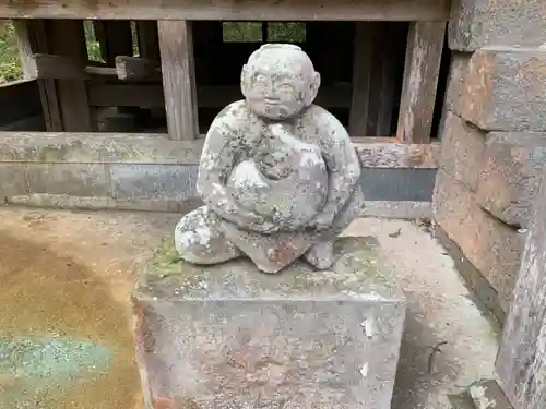 信福寺の像