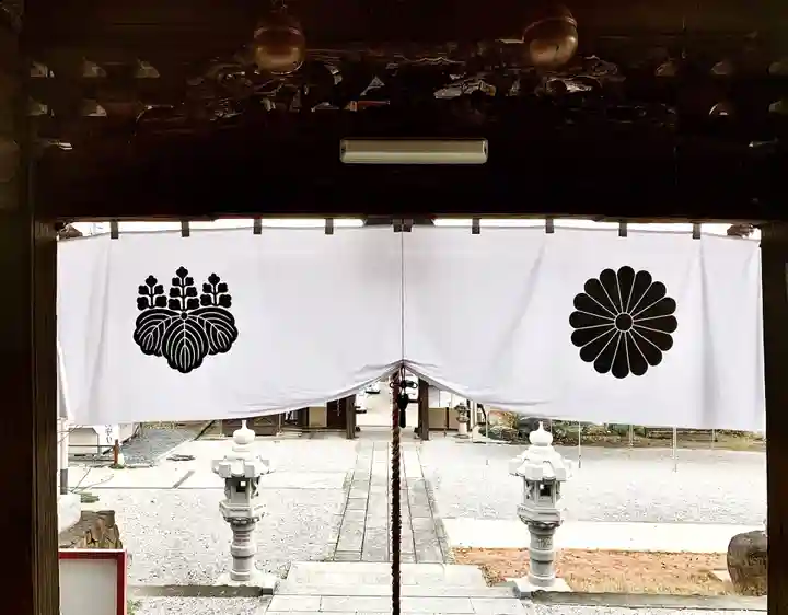 埼玉厄除け開運大師・龍泉寺(切り絵御朱印発祥の寺)の本殿・本堂