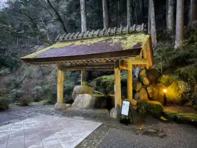 日蓮宗 総本山 塔頭 定林坊(じょうりんぼう)(山梨県)