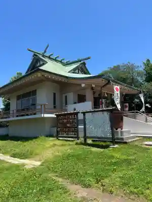 豊受神社の{uncategorized: "未分類", other: "その他", undefined: "問題あり", building: "その他建物", grave: "お墓", sacred_gate: "鳥居", guardian: "狛犬", statue: "像", buddha: "仏像", history: "歴史", nature: "自然", garden: "庭園", animal: "動物", pagoda: "塔", temizu: "手水舎", mountain_gate: "山門・神門", sanctuary: "本殿・本堂", subordinate: "末社・摂社", art: "芸術", scenery: "景色", jizo: "地蔵", ema: "絵馬", goshuin: "御朱印", omikuji: "おみくじ", items: "授与品その他", amulet: "お守り", goshuincho: "御朱印帳", eats: "食事", festival: "お祭り", votive_dance: "神楽", shichigosan: "七五三参", wedding: "結婚式", experience: "体験その他", initially: "初詣", around: "周辺", anti_infection: "感染症対策"}