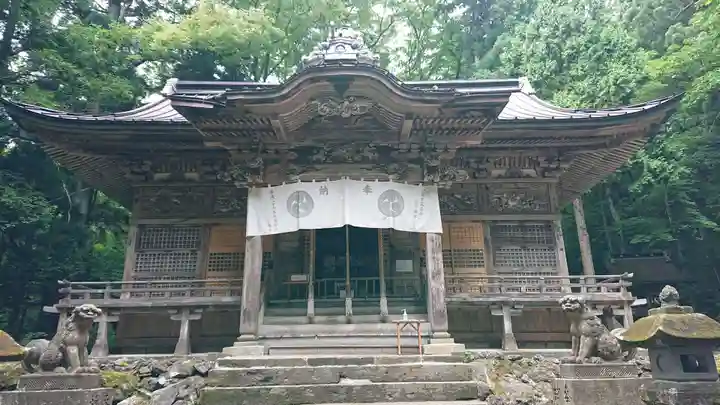 十和田神社の本殿・本堂